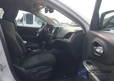 2016 Jeep Cherokee Altitude from USA, damaged, VIN 1C4PJLCB0GW114503